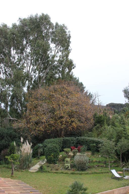 La Bastide Du Bouchou Bed and Breakfast Six-Fours-les-Plages Εξωτερικό φωτογραφία