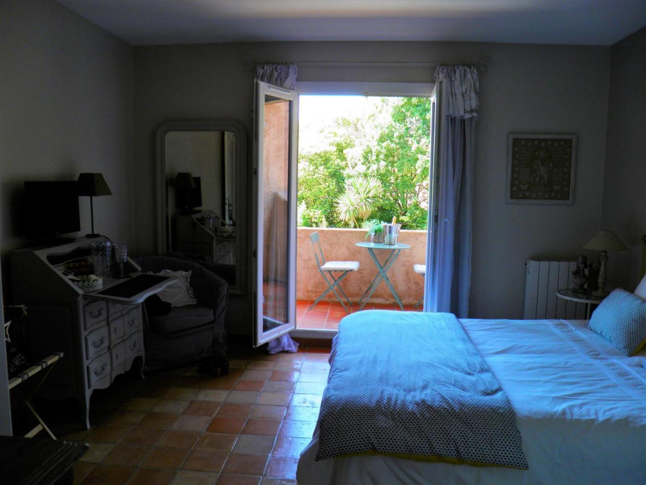 La Bastide Du Bouchou Bed and Breakfast Six-Fours-les-Plages Εξωτερικό φωτογραφία